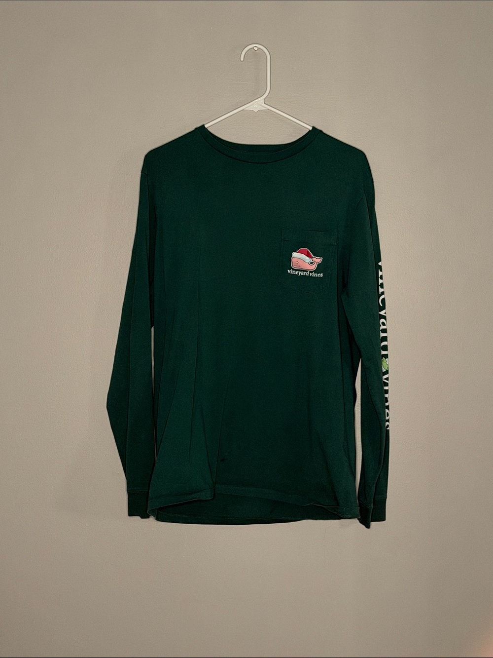 Men’s size medium vineyard vines Christmas long sleeve small large